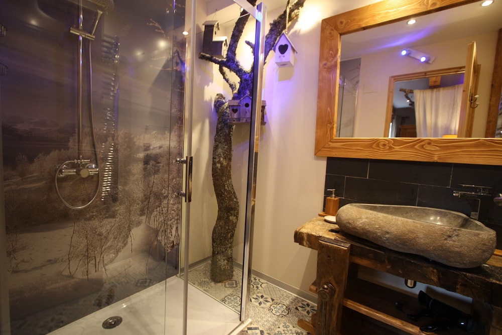 Luxury Triple Room, Ensuite, Mountain View (Chambre prestige) - Photo 6