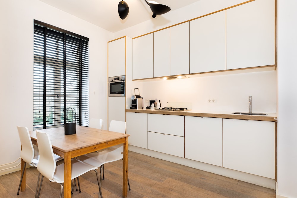 Appartment with bath and shower in coach house 2-4p photo 2