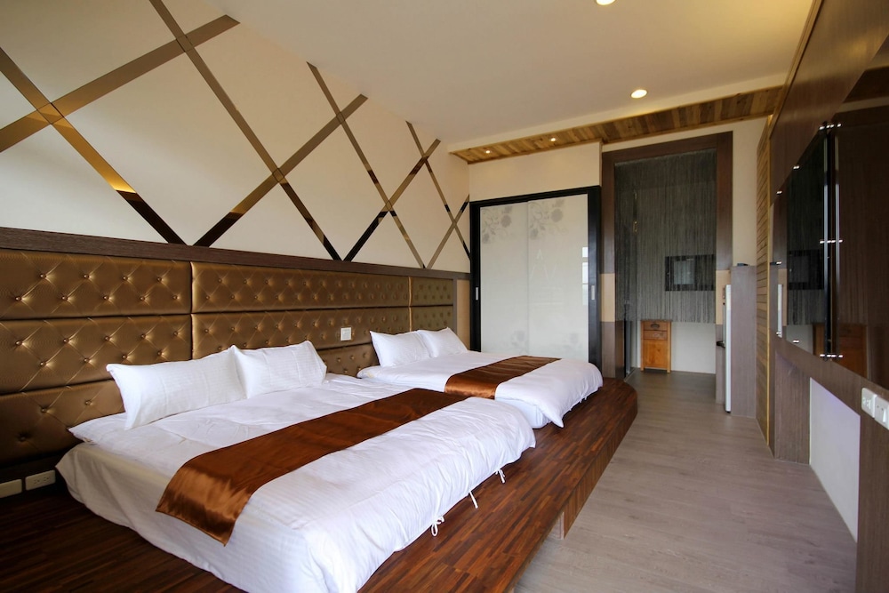 Standard Quadruple Room, Non Smoking photo 1