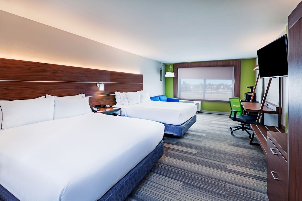 Suite, Multiple Beds photo 2