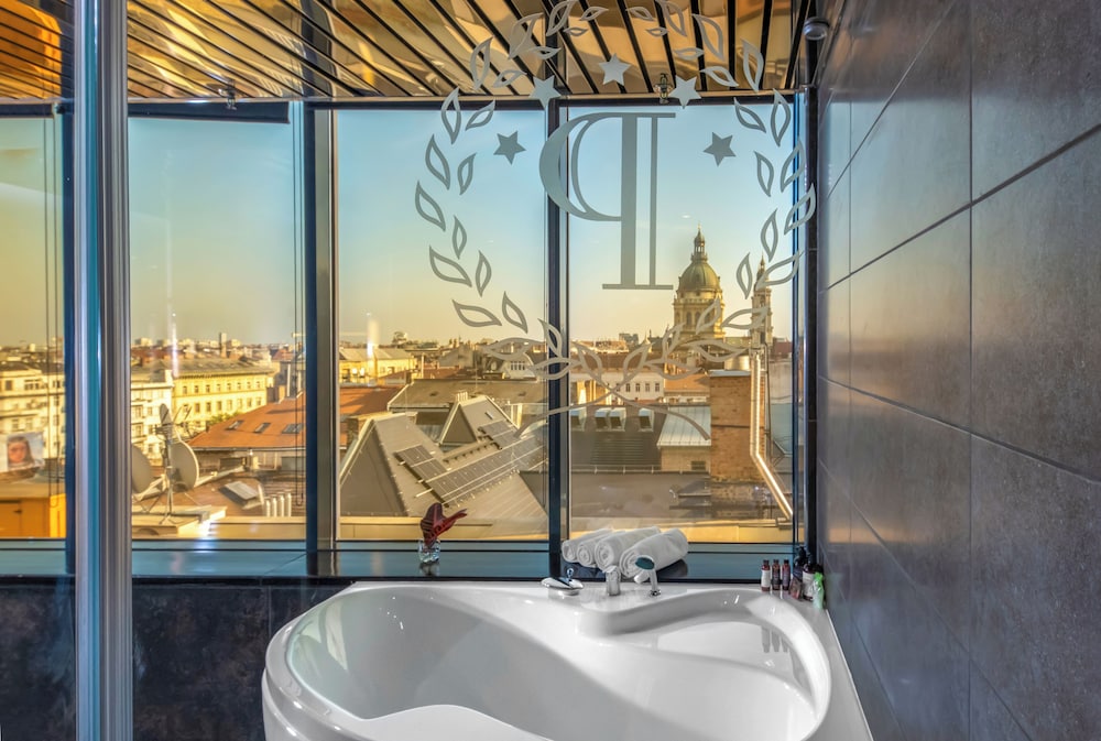 Grand Studio Suite