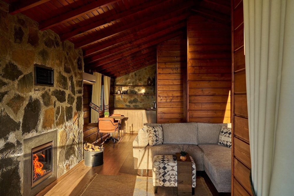 Romantic Bungalow photo 3