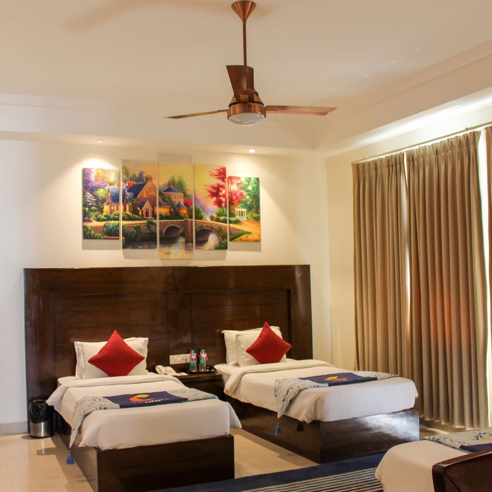 Deluxe Room Twin Bedded Non Smoking - Photo 8
