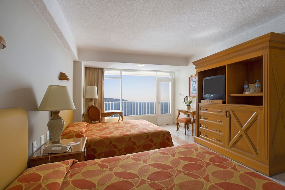 Standard Ocean View