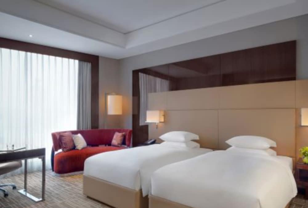 Club Room, 2 Twin Beds - Photo 3