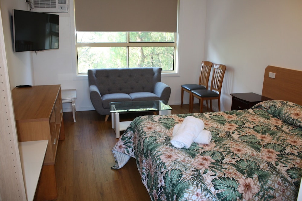 Standard Double Room photo 2
