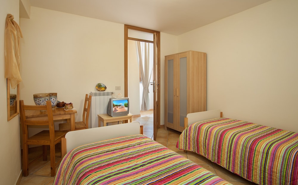 Studio, Courtyard View