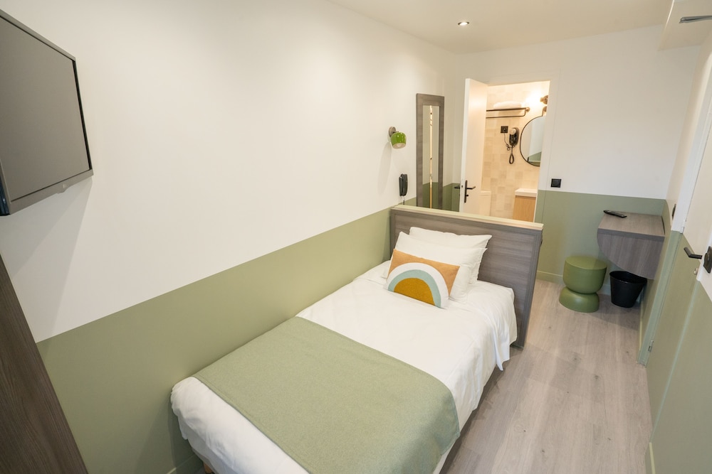 Single Room photo 3