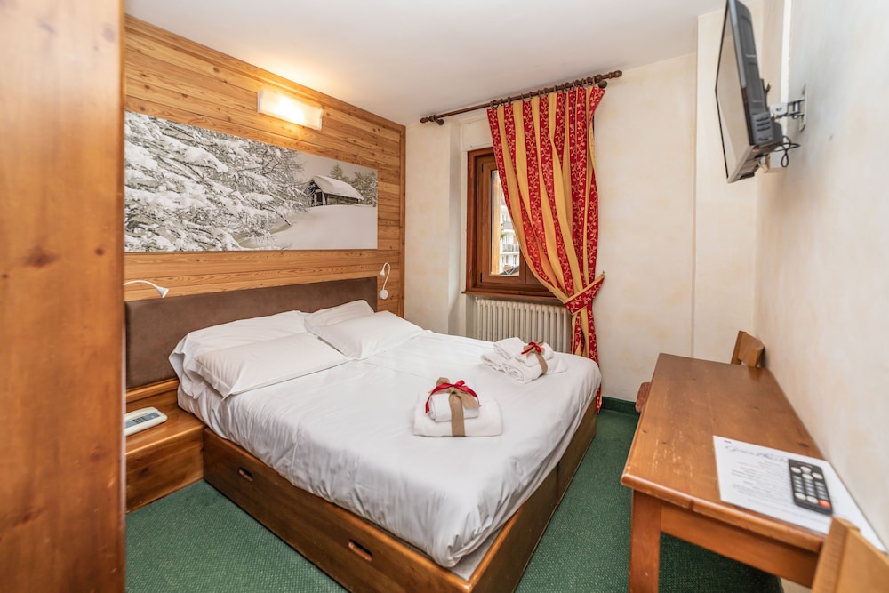 Classic Single Room