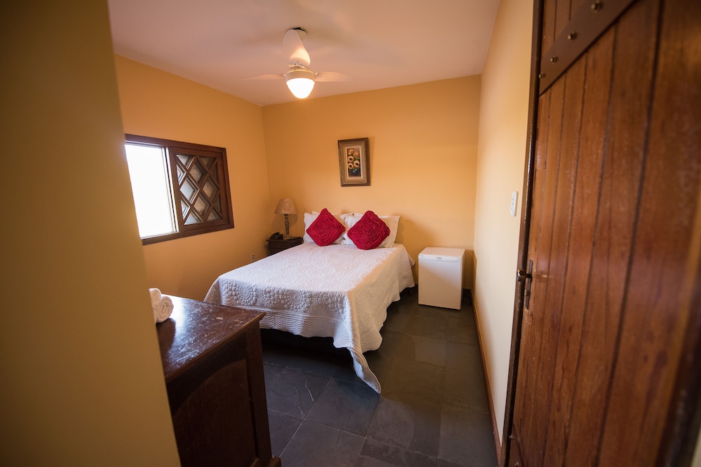 Standard Double Or Twin Room photo 3