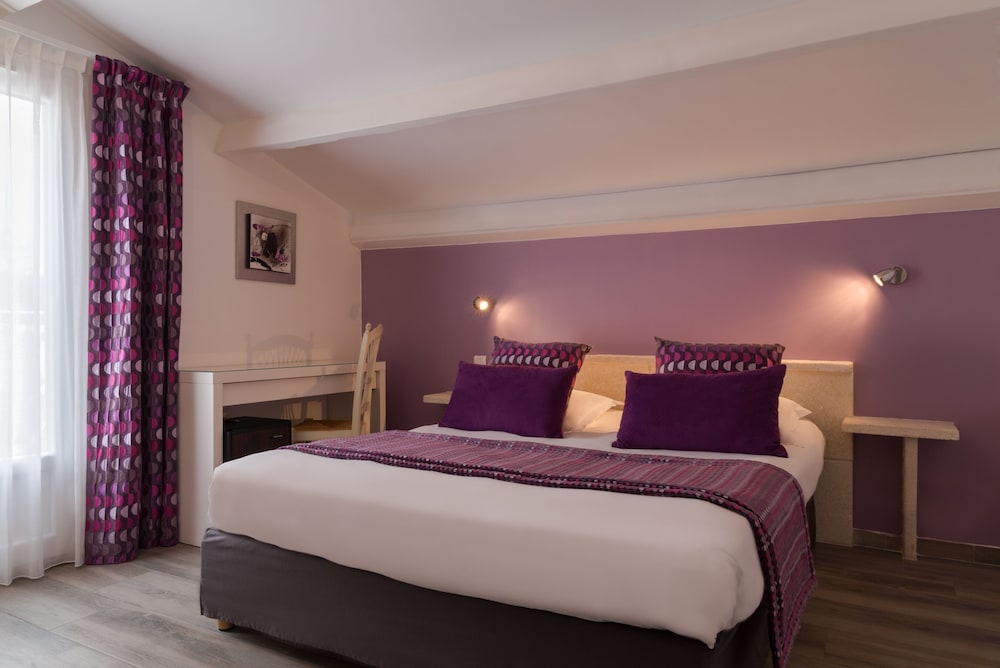 Superior Triple Room photo 2