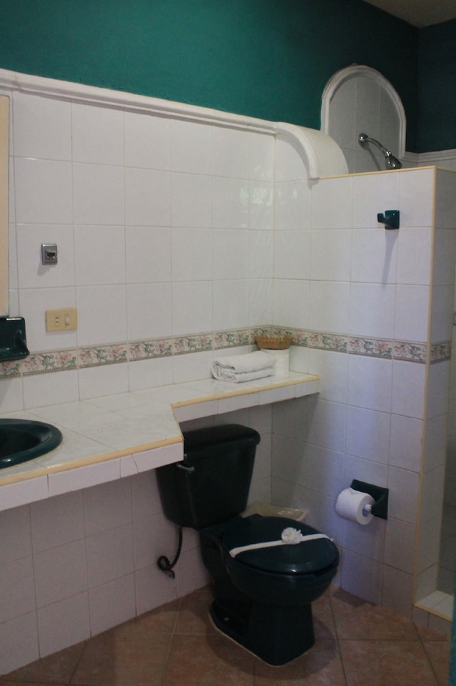 Cabana Ground Floor - Photo 5