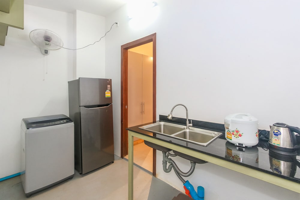 Studio Apartment - Photo 11