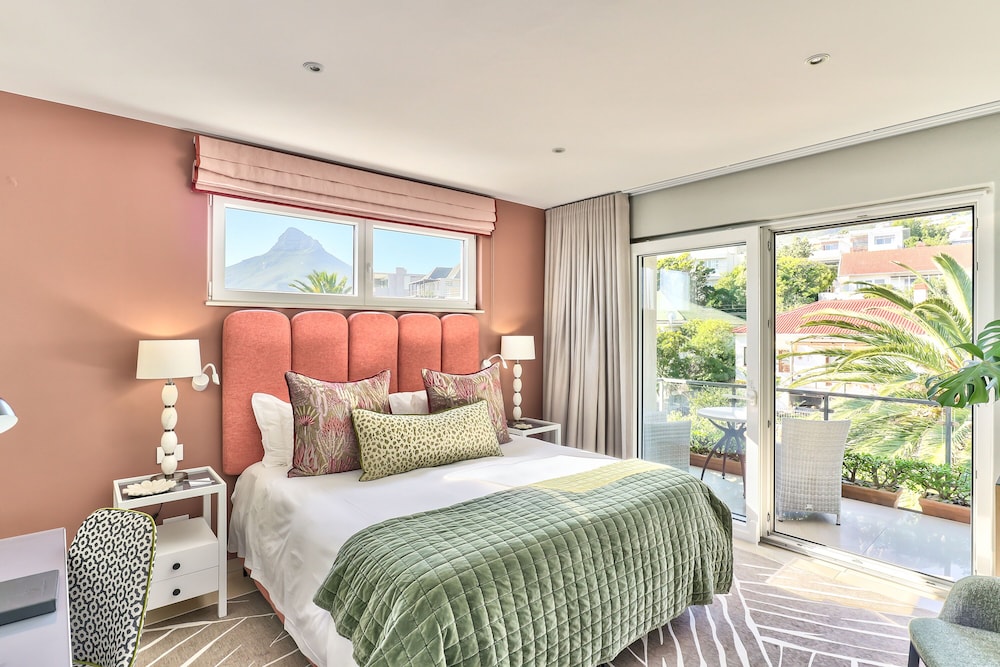 Traveller Room : Mountain View - Photo 1