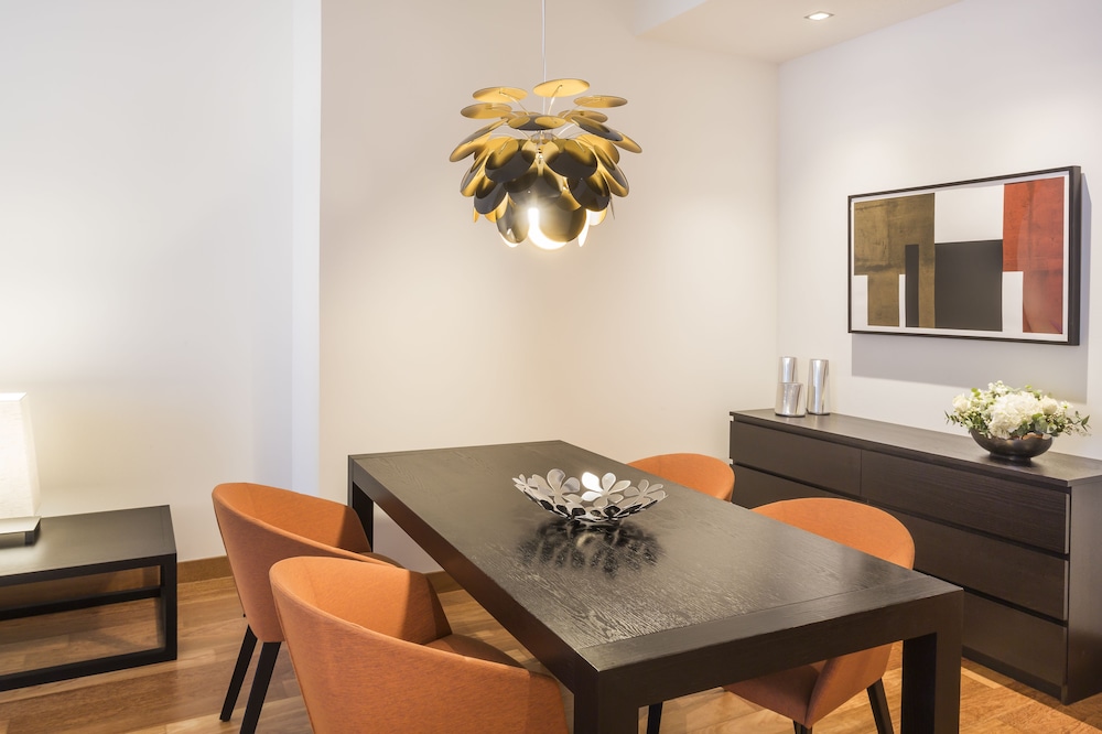 Superior Apartment, Annex Building (Paseo de Gracia)