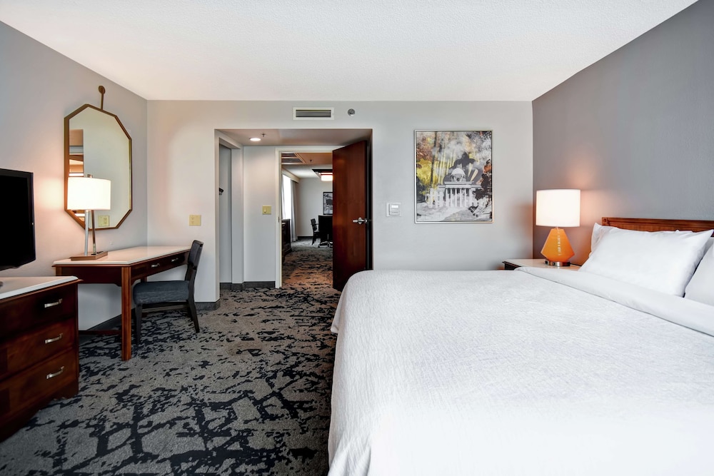 Executive, One King Bed, Non-Smoking