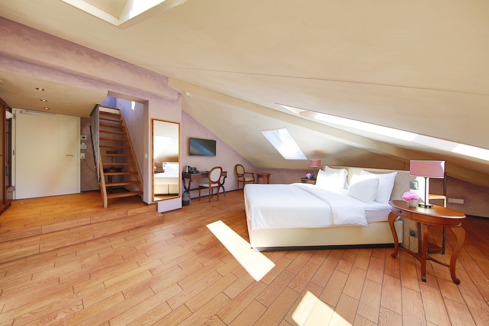 Suite photo 2