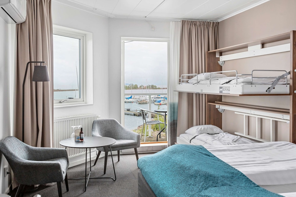Family Room, 1 King Bed, Terrace, Sea View (with Sofabed) - Photo 3