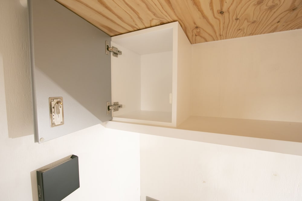 Smart Capsule Room, Female Only - Photo 4
