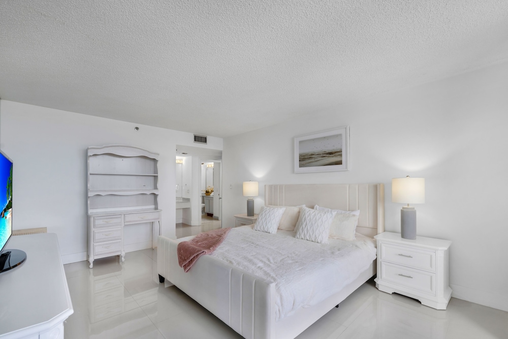Deluxe Apartment, 2 Bedrooms, Bay View