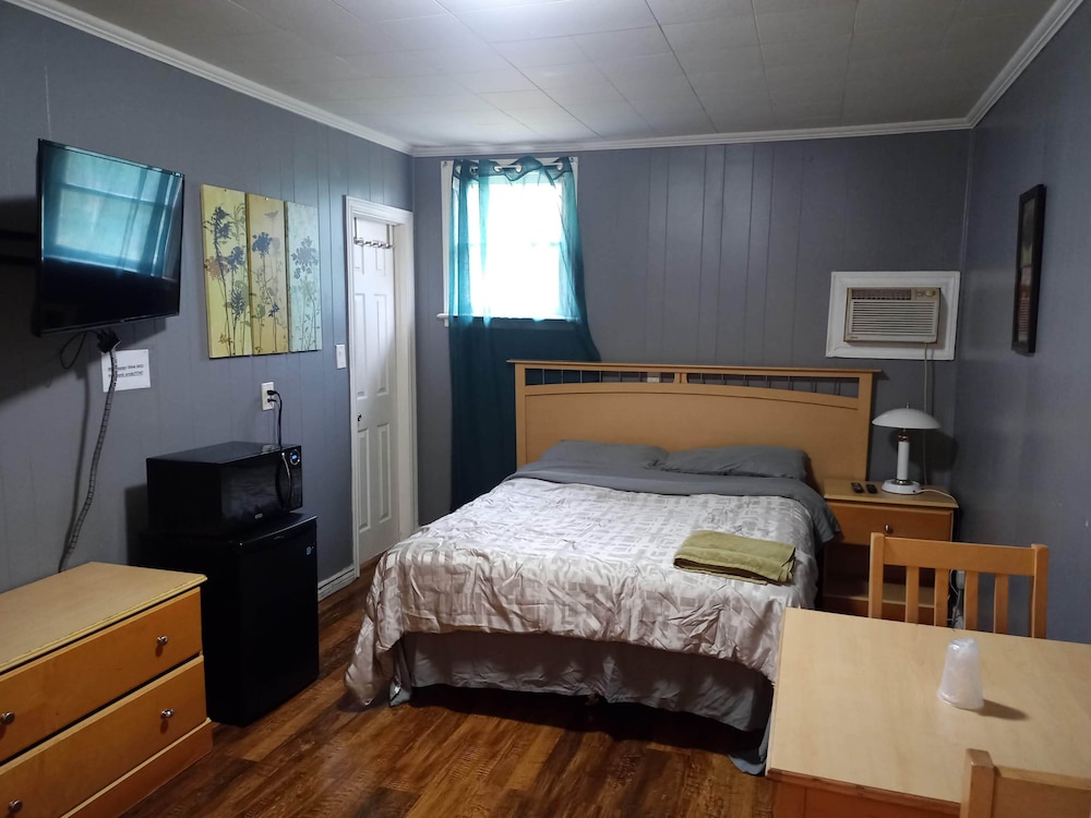 Basic Single Room photo 2