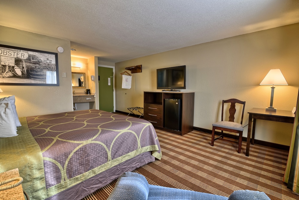 Room, Accessible photo 2