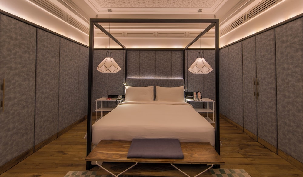 Republic suite photo 3