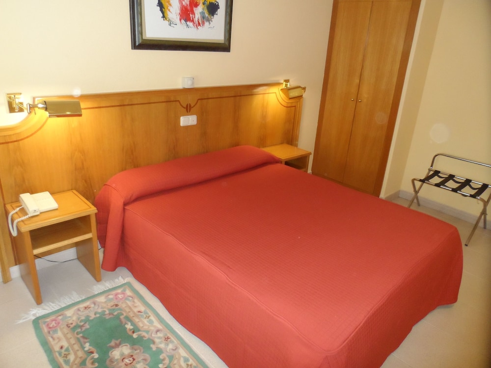 Standard Double Room - Photo 1