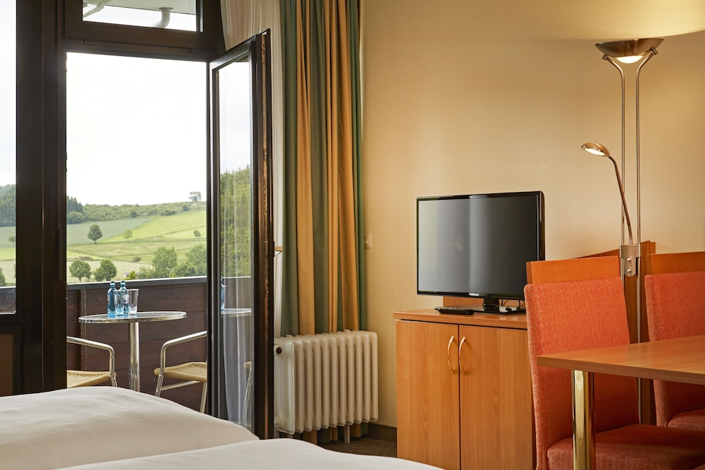 Standard Double Room, Valley View - Photo 6