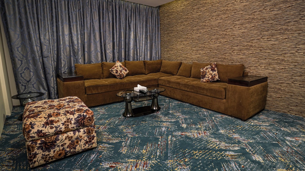 Executive Suite photo 3