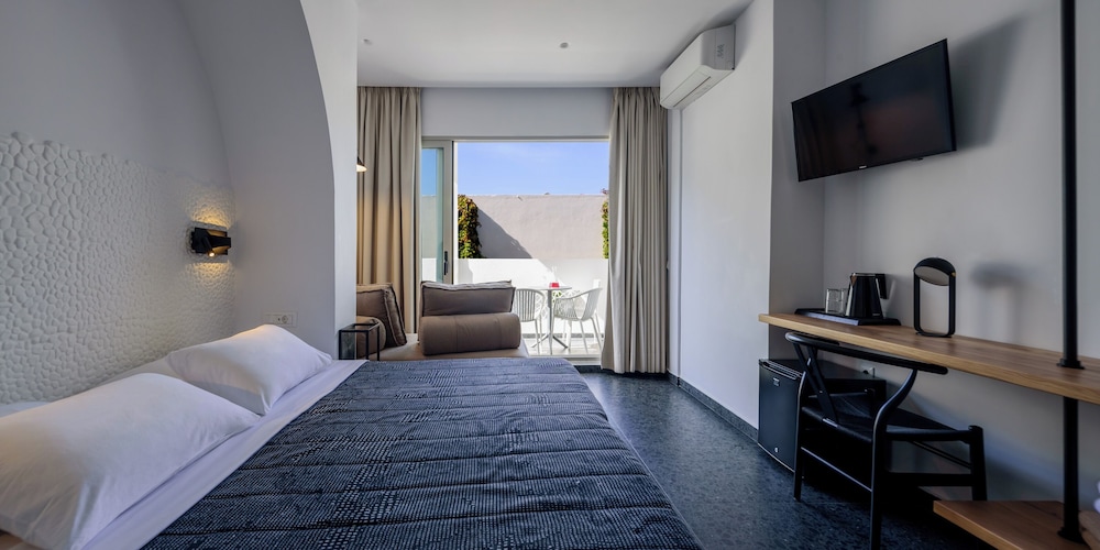 Junior Suite - Photo 1