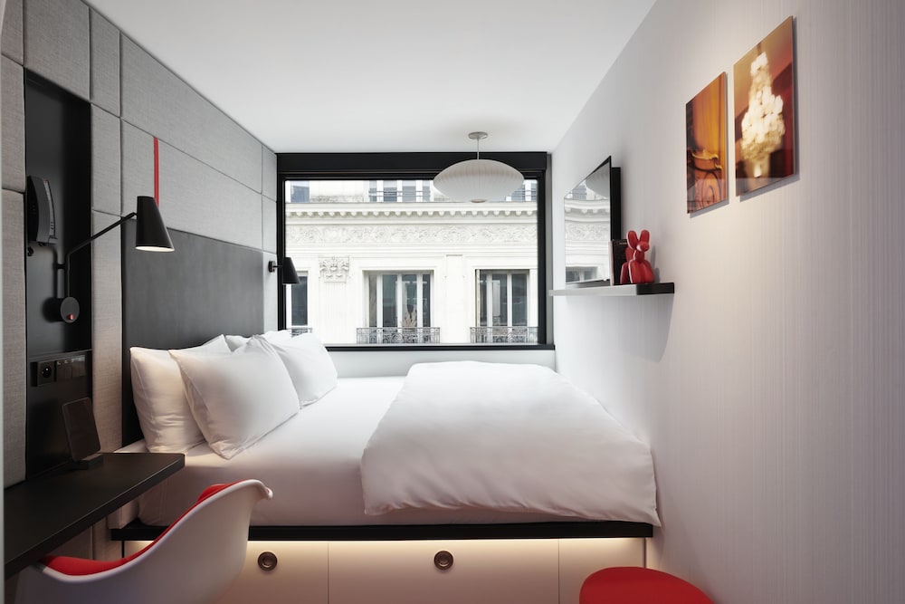 Room, 1 King Bed photo 3