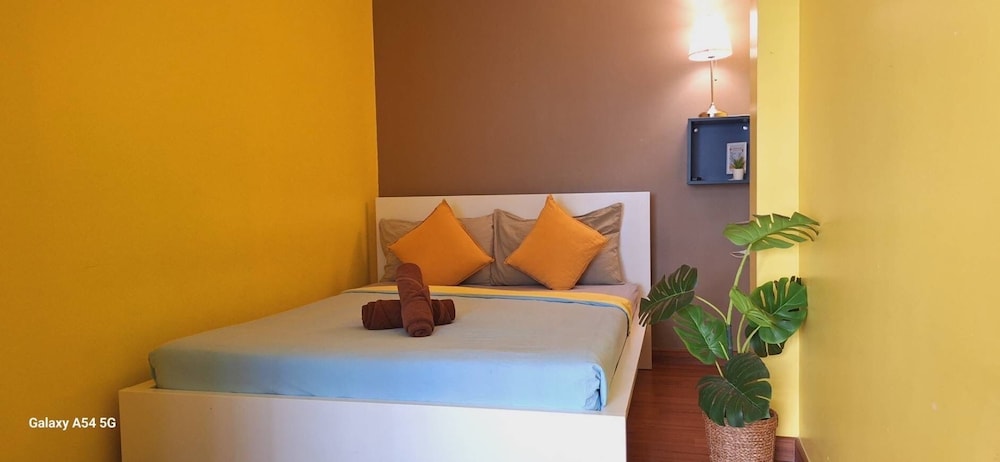 Basic Double Room, Garden View photo 2