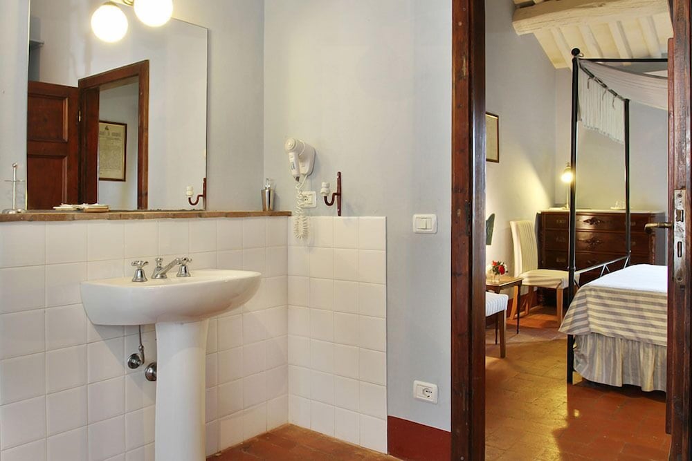 Apartment, 4 Bedrooms photo 3