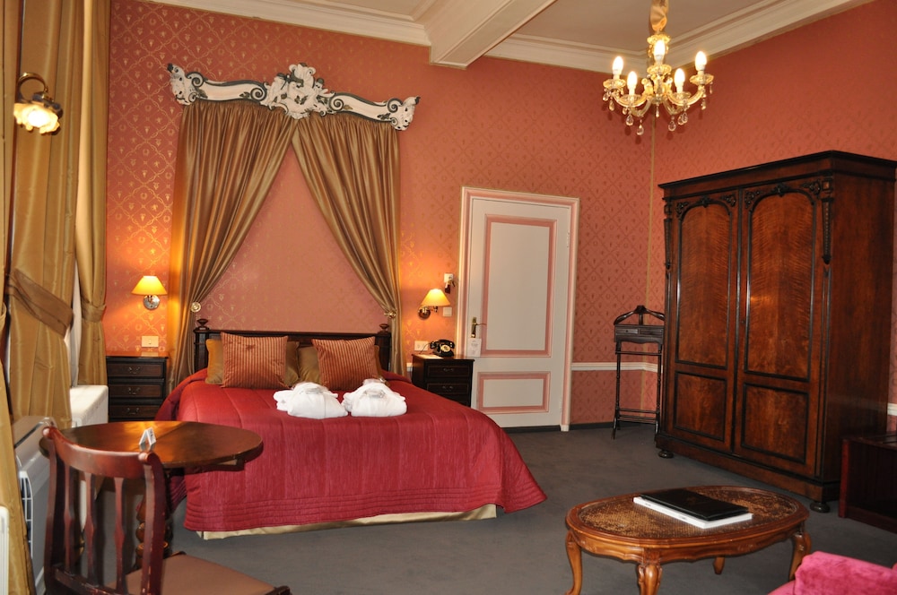 Junior Suite, 1 Bedroom - Photo 2