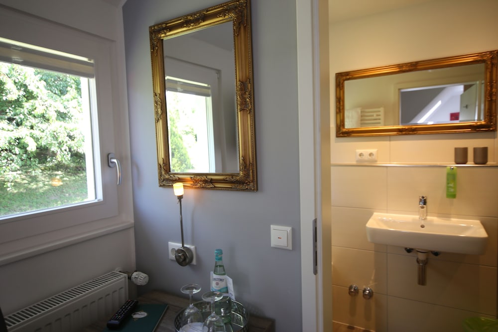 Business Double Room photo 2