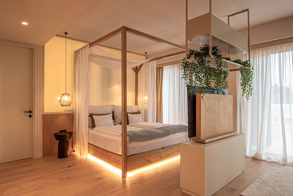 Royal Studio Suite