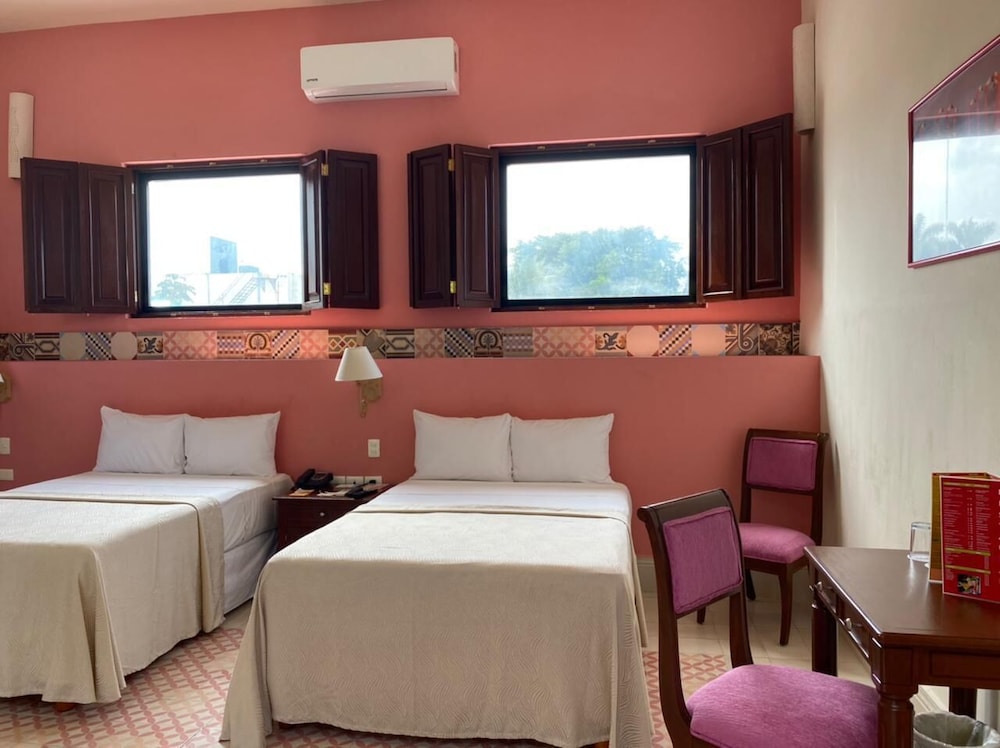 Deluxe Villa, 1 King Bed, Pool Access, Poolside - Photo 10