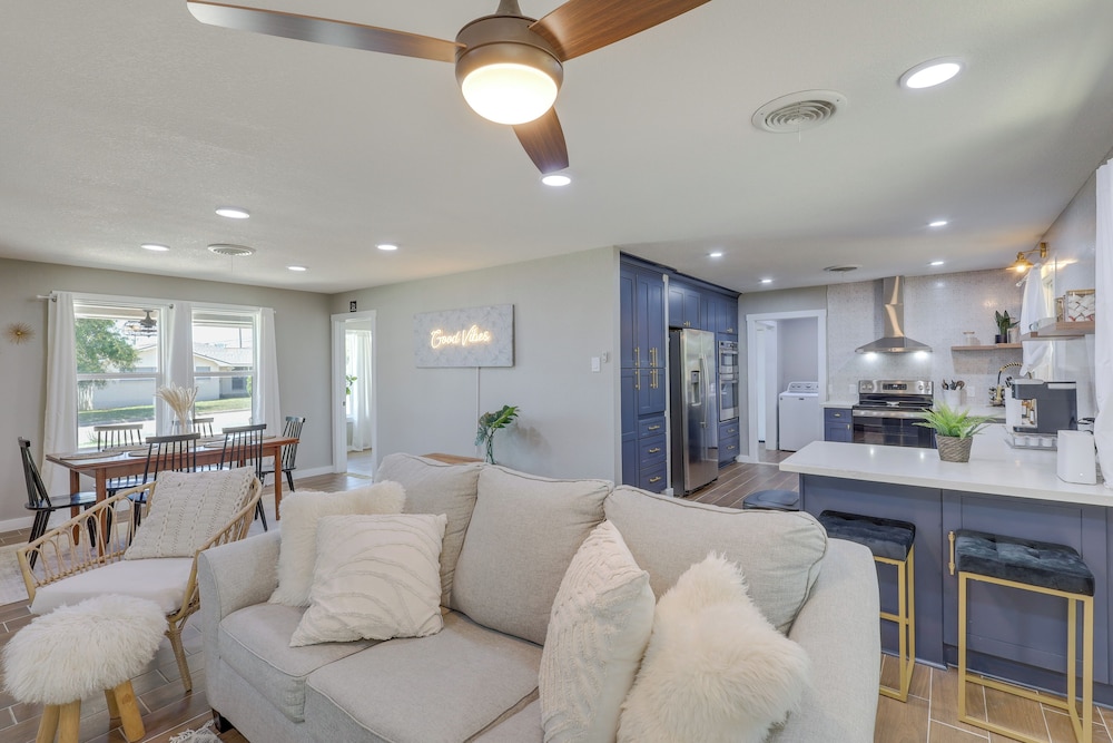 House (4 Bedrooms) photo 2