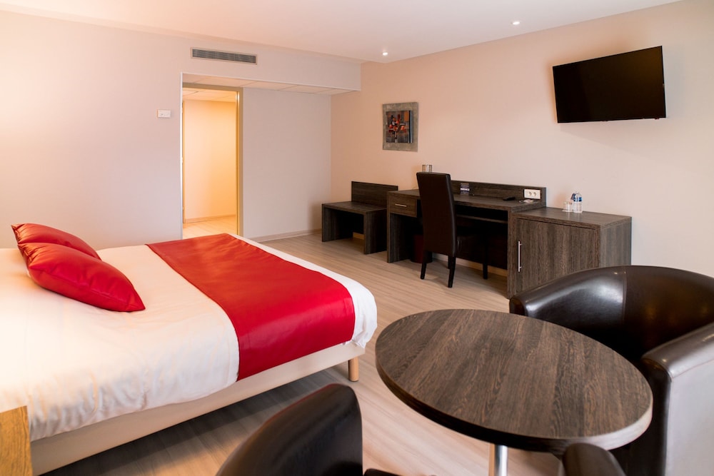 Deluxe Double Room, 1 Double Bed - Photo 3