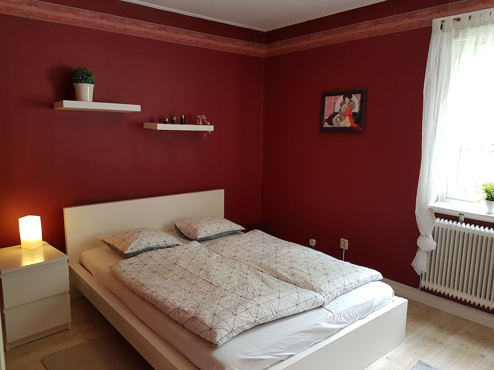 Villa, 4 Bedrooms, Sauna, Garden View photo 2