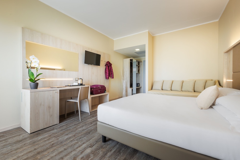 Standard Double or Twin Room
