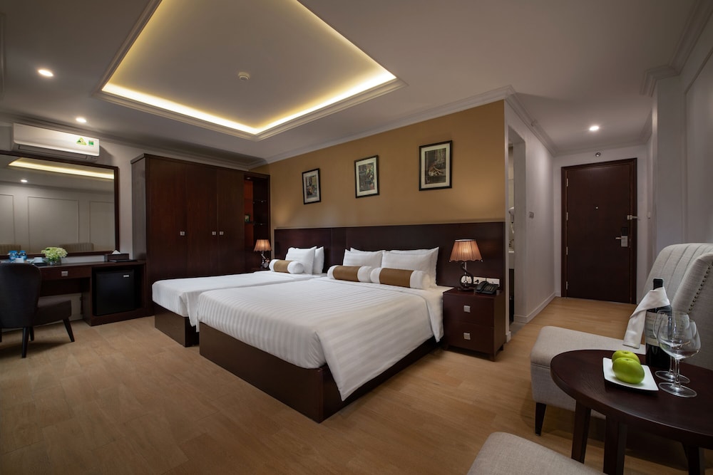 Signature Triple Room, Balcony