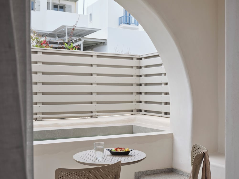 Deluxe Sea View Room