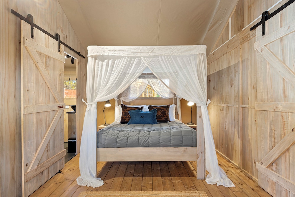 Safari Tent
