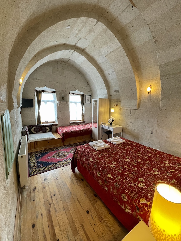 Standard Triple Room photo 3