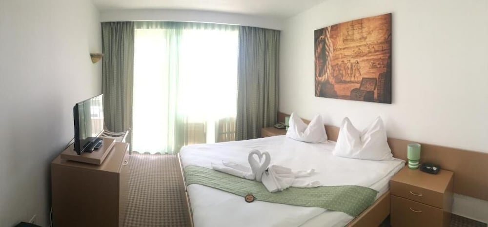 Double Room, Balcony