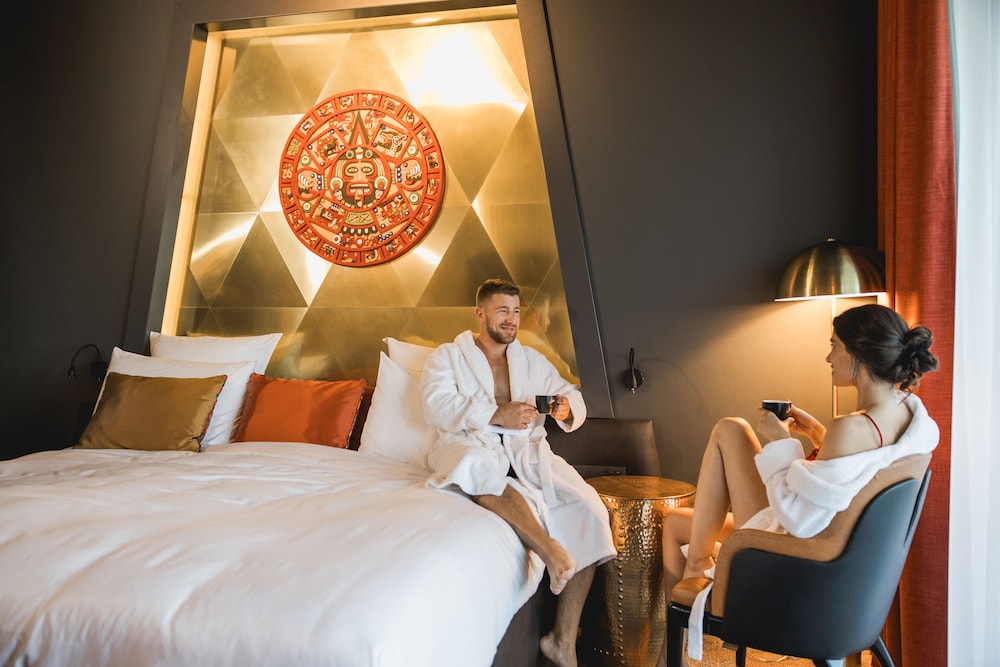 Superior Room, 2 Single Beds, Convertable to King-size Bed, Quarry View - Photo 1