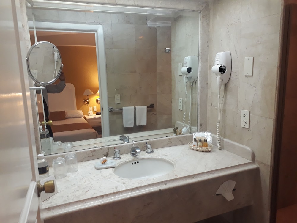 Junior Suite - Photo 9
