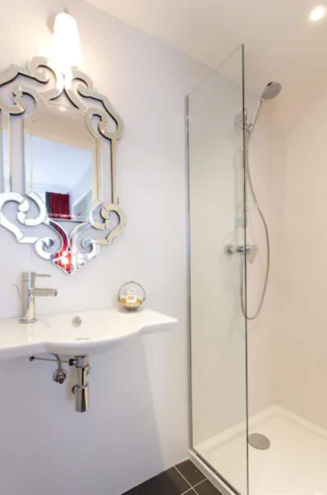 Family Triple Room, 2 Bedrooms